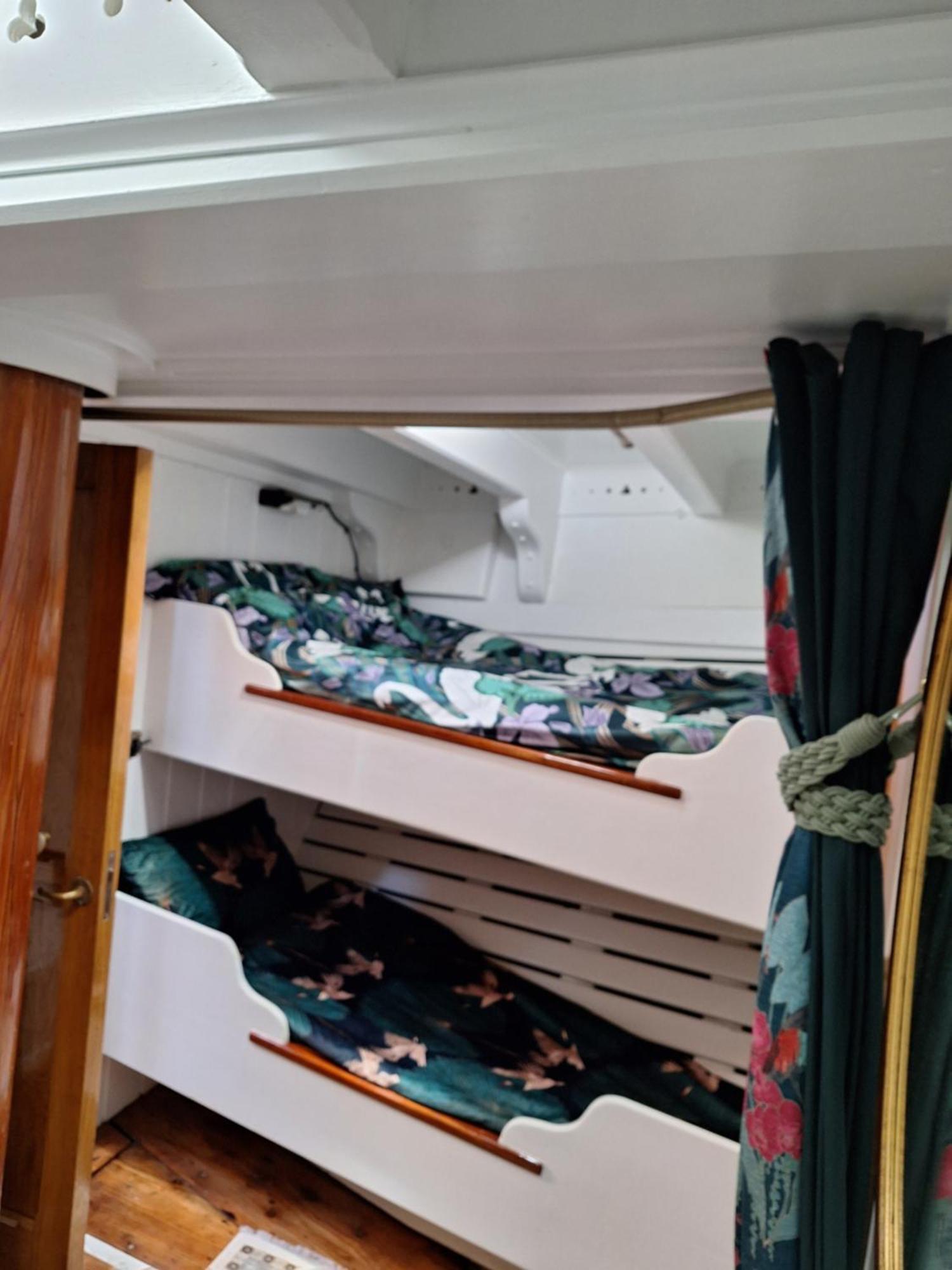 Hotel Historic Wooden Ship 'Ursula' East Cowes Exteriér fotografie